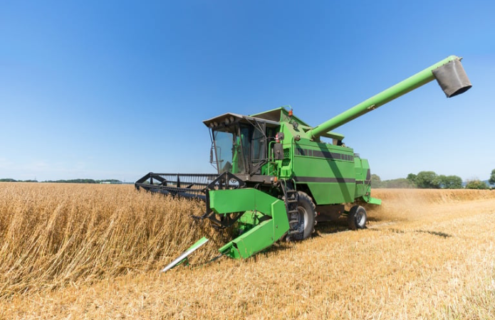 Combine Harvester
for Modern Harvesting Machines
